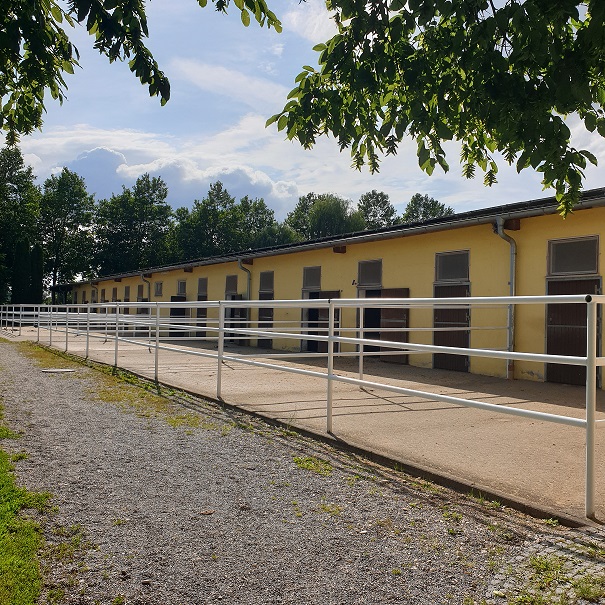 Vorderer Stall